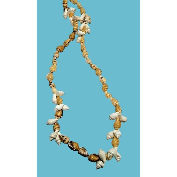 Shell Bead Necklace White Tan Tiki Beachy Tropical Coastal Crafts 38 inch - Picture 3 of 5